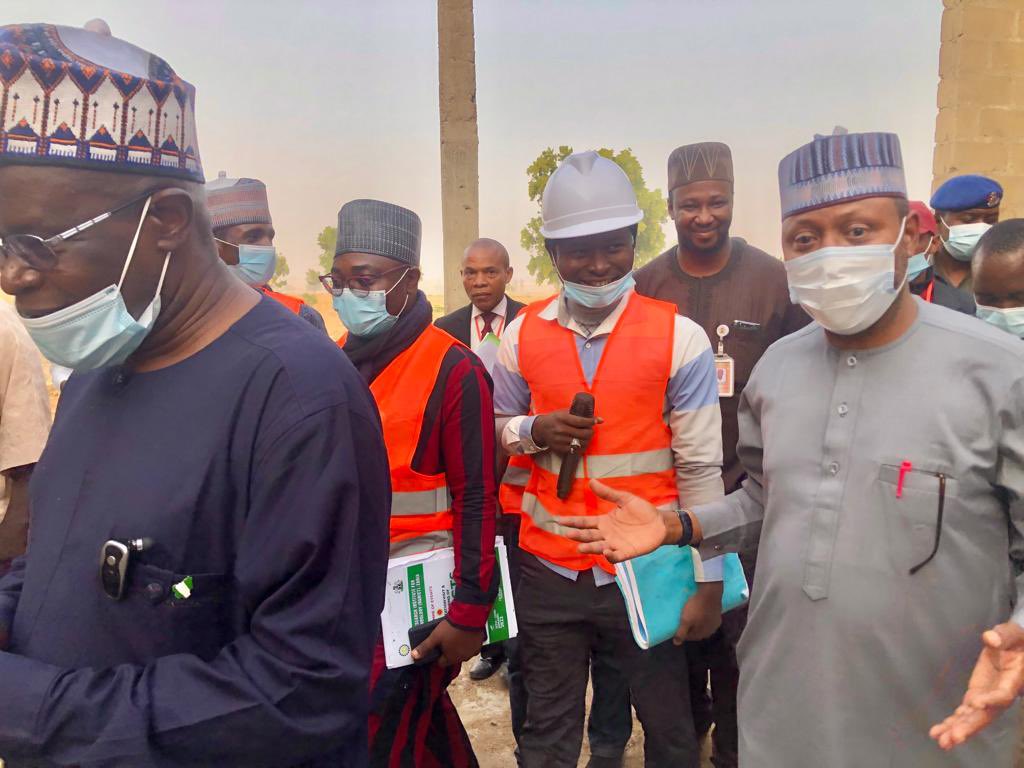 MohdHAbdullahi's tweet photo. #ZariaProjects
I inspected on going works on Auditorium & Exhibition buildings at the @NARICTZx headquarters. So far work done seems in order and according to specifications. The contractor commit to delivering on schedule https://t.co/wDuPLZYMKR