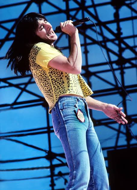 Happy Birthday to one of my favorite voices in the history of music, Steve Perry! 