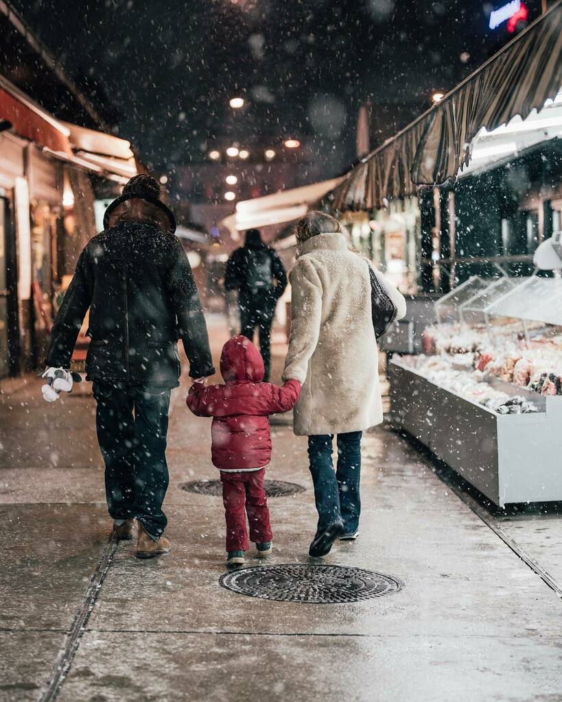 rendnas's tweet photo. It‘s Winter in Vienna! ❄️❄️❄️
.
.
.
.

#streetphotography #nachtfotografie #nightphotography #artofvisuals #cpphotos #wonderful_places #opticalwander #justgoshoot https://t.co/HaHoeMuOBx https://t.co/IPIMnfyEYQ