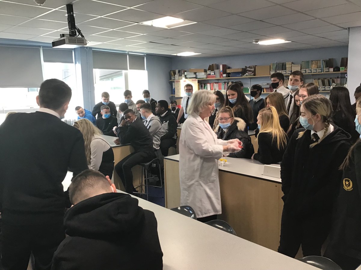 AcademyEastbank's tweet photo. Lots of fun and learning with dissections this week and so many questions! Huge thank you to Charlieβs Butchers in The Forge ππ»ππΌ #eastbankacademy #science #curiosity #Nat5Bio #HigherBio #sheepshearts #cowskidney #oxspluck β€οΈπππͺπ©Έ https://t.co/muXShzRoO4
