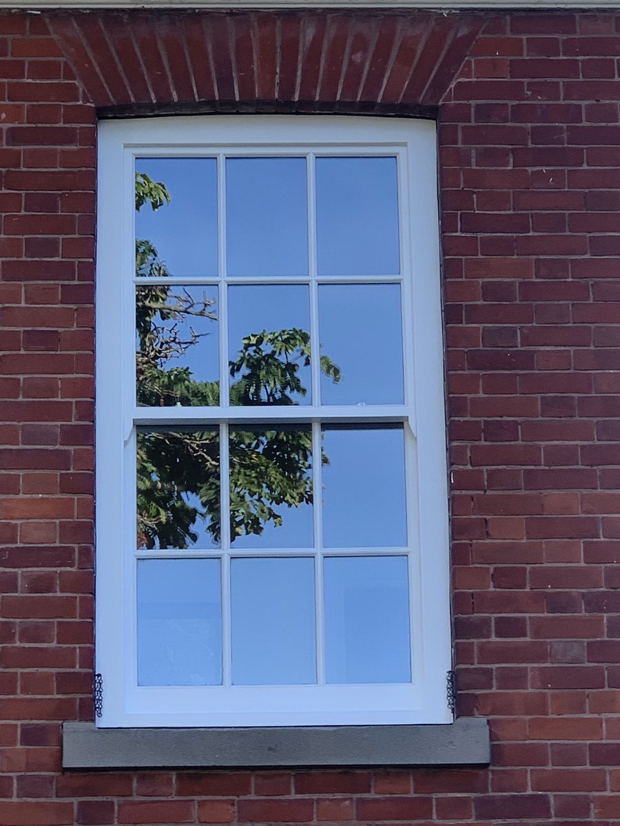 TLJoinery's tweet photo. Sliding sash windows all in @Accoya @mightonproducts @nextgenglazing @SikkensWood https://t.co/gWKxdfuAGe