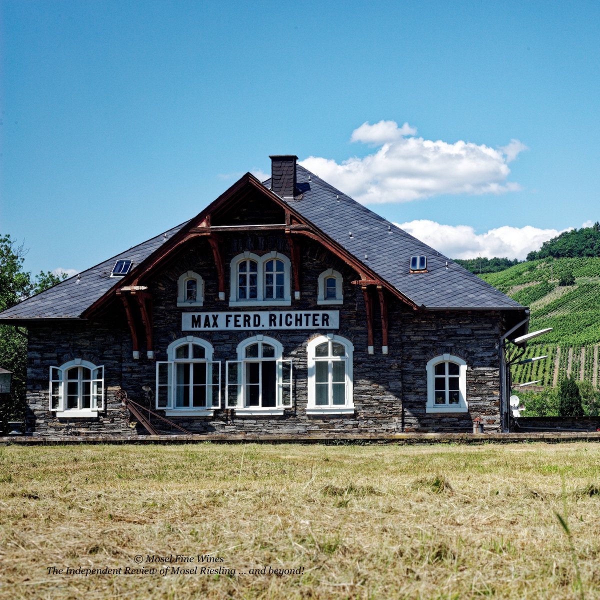 moselfinewines's tweet photo. Weingut Max Ferd. Richter, one of the all-time greats of fruity-styled Riesling, is now also among the finest sources for dry Riesling.

Here a background article on this superb Estate: https://t.co/MgN3GxYbFz https://t.co/2XdG6hoxKV
