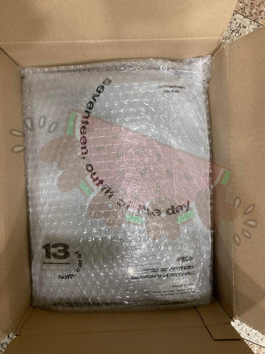 romans_sell's tweet photo. Additional kr add arrival photos for SVT & Enhypen's 2022 SG https://t.co/KM8NBM9ady
