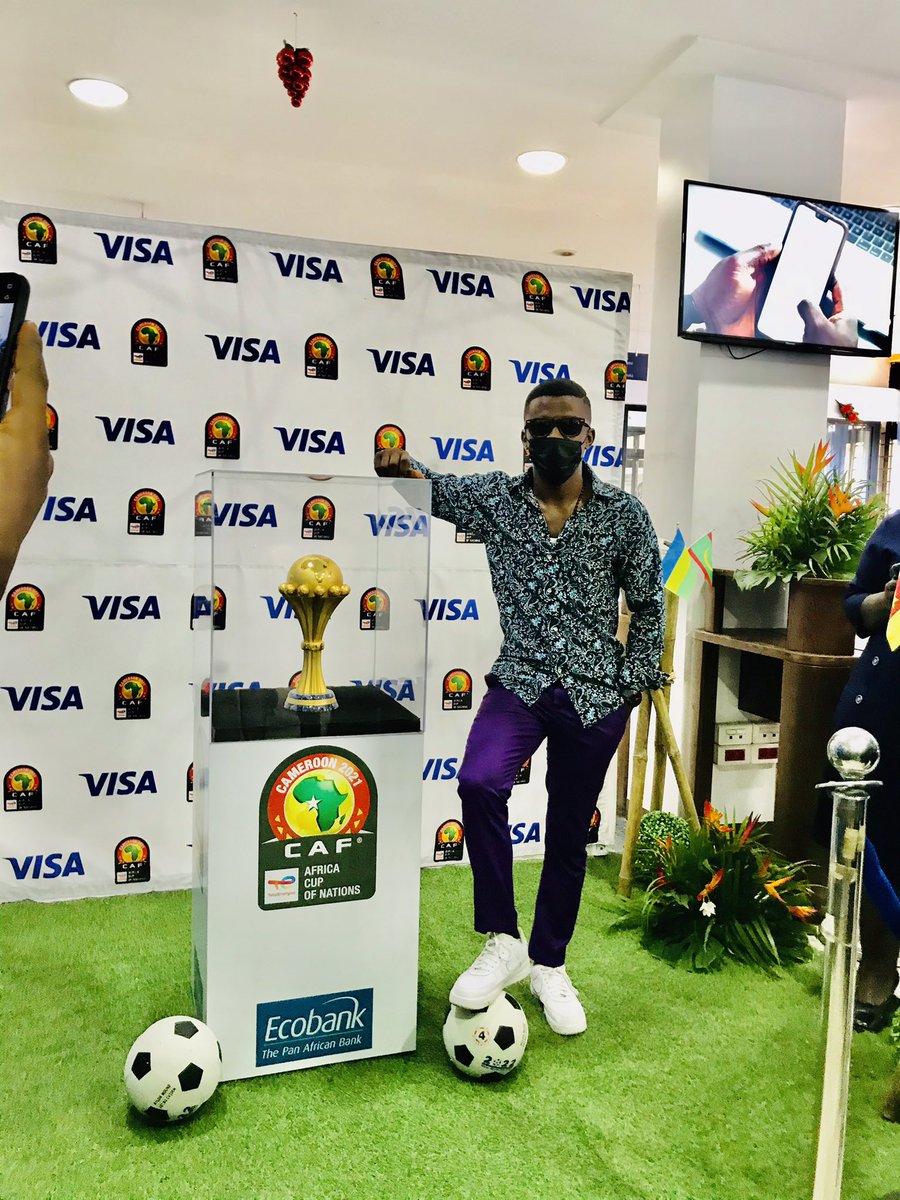mcdibenja_'s tweet photo. I came closer to the Afcon trophy than #TeamAlgeria and #TeamGhana  thanks to @EcobankCameroun and @Visa 

Happy Weekend 

#AFCON2021
#Visa 
#Ecobank https://t.co/Fd09cty9Jt