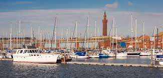 StennettHeidi's tweet photo. Happy Great Grimsby Day! #GreatGrimsby #ProudtobeOAW #DockTower https://t.co/LZnau7F85w