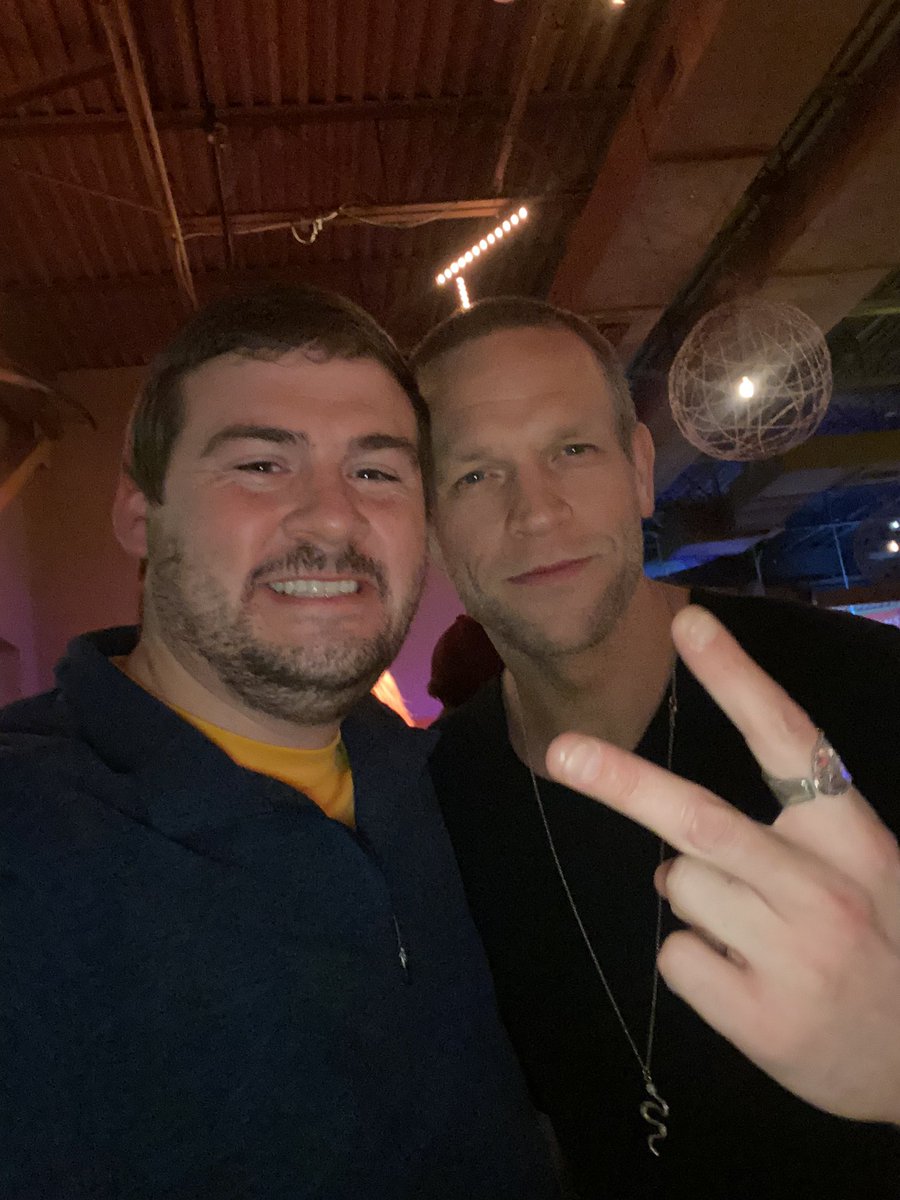 CoachPretz's tweet photo. Got to meet @D6MERIT tonight! This is an idol of mine and a truly down to earth guy! This is the beauty of the @UnitedCoaches Convention. You get to connect with many inspiring people! He talked about his path and said anyone can make it, if they put in the work.
#UnitedCV22 https://t.co/Jh08bA7u7v