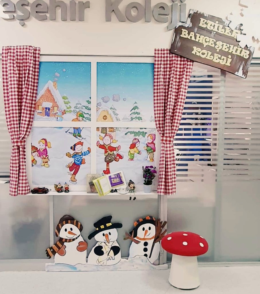 ossslemm's tweet photo. ❄iyi tatiller❄ 💫  #etilerkampüs https://t.co/oM1sLD5lKy