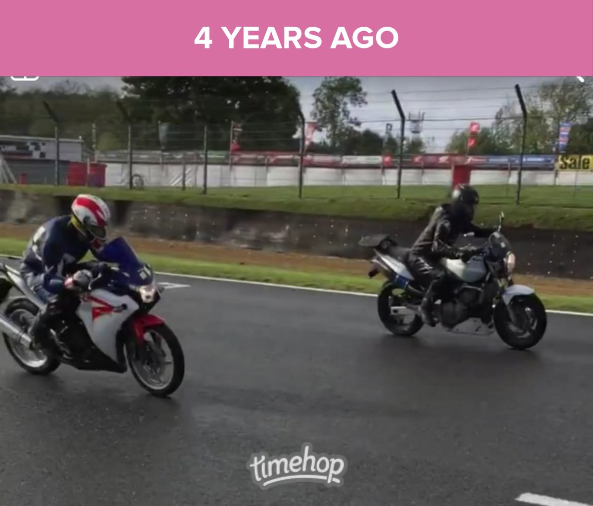 IBDBatman's tweet photo. #TrackDays #BrandsHatch 
🏆🍾    🏁 🏍🏍
#TimeHop @Brands_Hatch 
😘💋 #IBDBatman 
#IBDWontStopMe https://t.co/5Y6fKLP4Pq