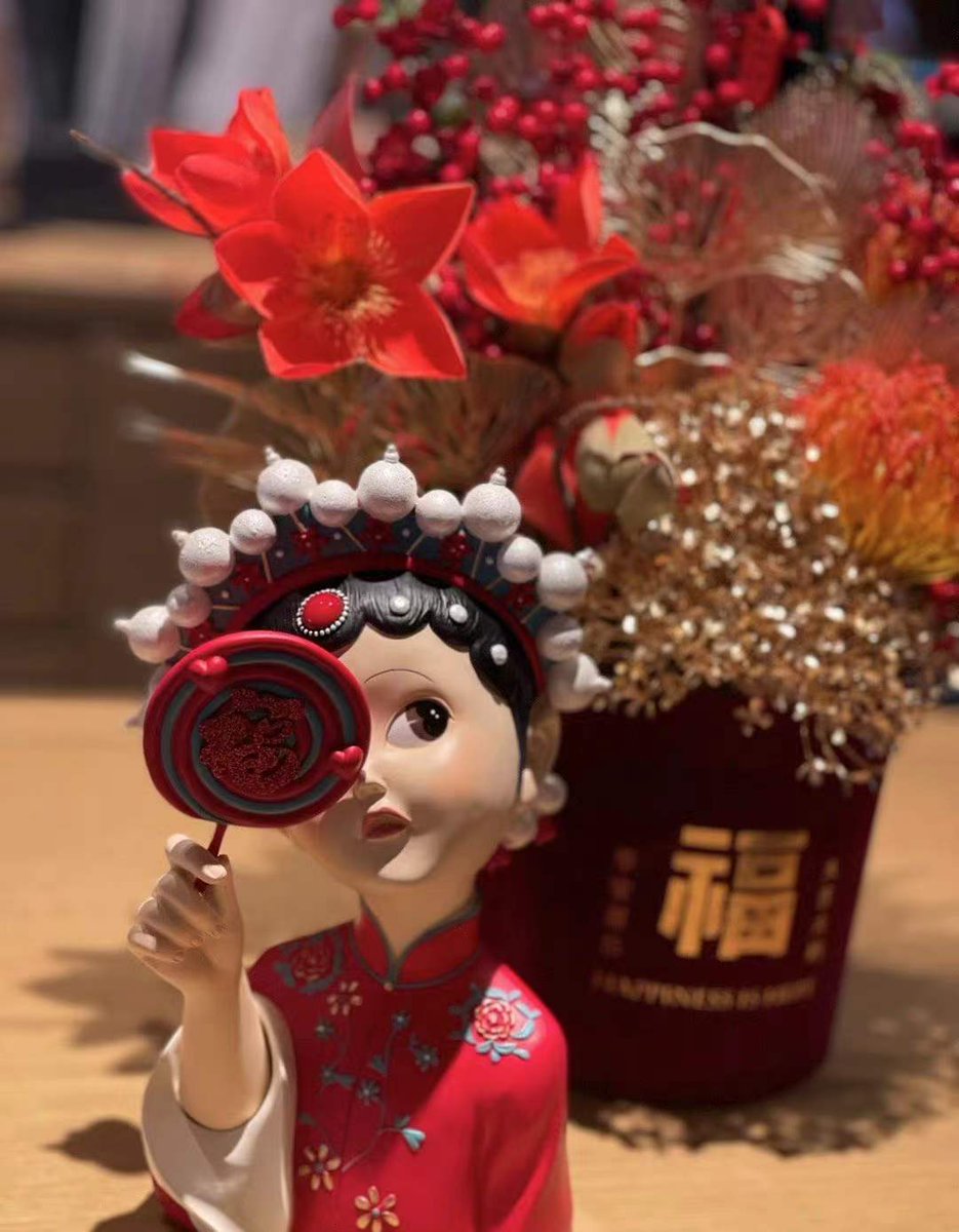 Mina9986's tweet image. There are still 9 days before the traditional Chinese New Year！！🥰🌈⛄️
For me, the Spring Festival is to eat happily and play games with my family.🍻🍷🍾
 I look forward to it very much~~~🫕🍡🍧🍰🧁🥧🍦🥘
luaitesports.com
#TimingSystem
#ChipTiming
#TimingTags
#Skiing