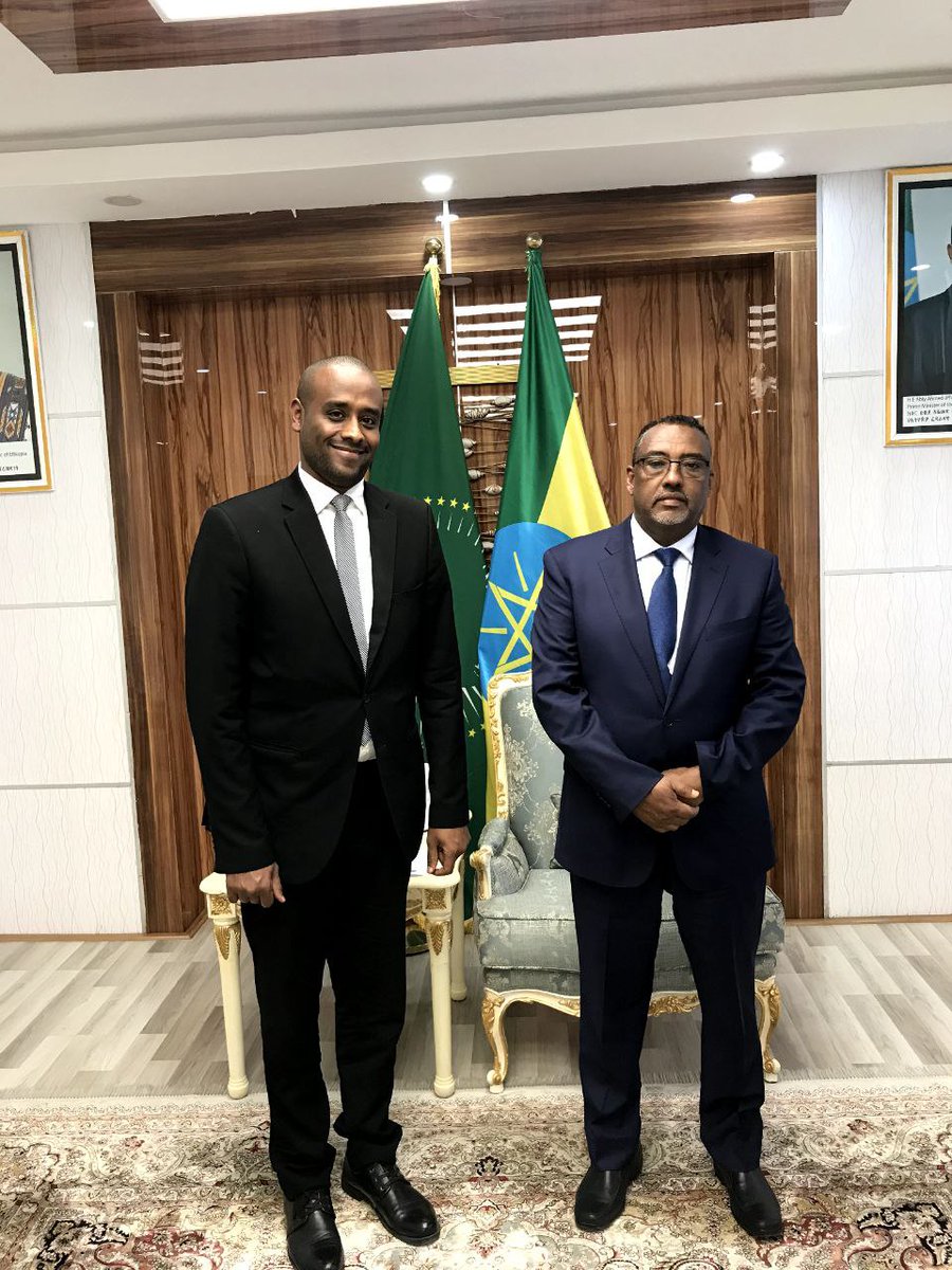 Alarusi1's tweet photo. 1/9
በትናንትናው እለት በኢትዮጵያ የውጭ ጉዳይ ሚኒስቴር ዋና መስሪያ ቤት ከክቡር ምክትል ጠቅላይ ሚኒስትር እና የውጭ ጉዳይ ሚኒስትር ክቡር ደመቀ መኮንን ሀሰን (የኢትዮጵያ ዲፕሎማሲ ግንባር) ጋር በመገናኘቴ ትልቅ ክብር እና ደስታ ተሰምቶኛል። https://t.co/r8mCPbga4n