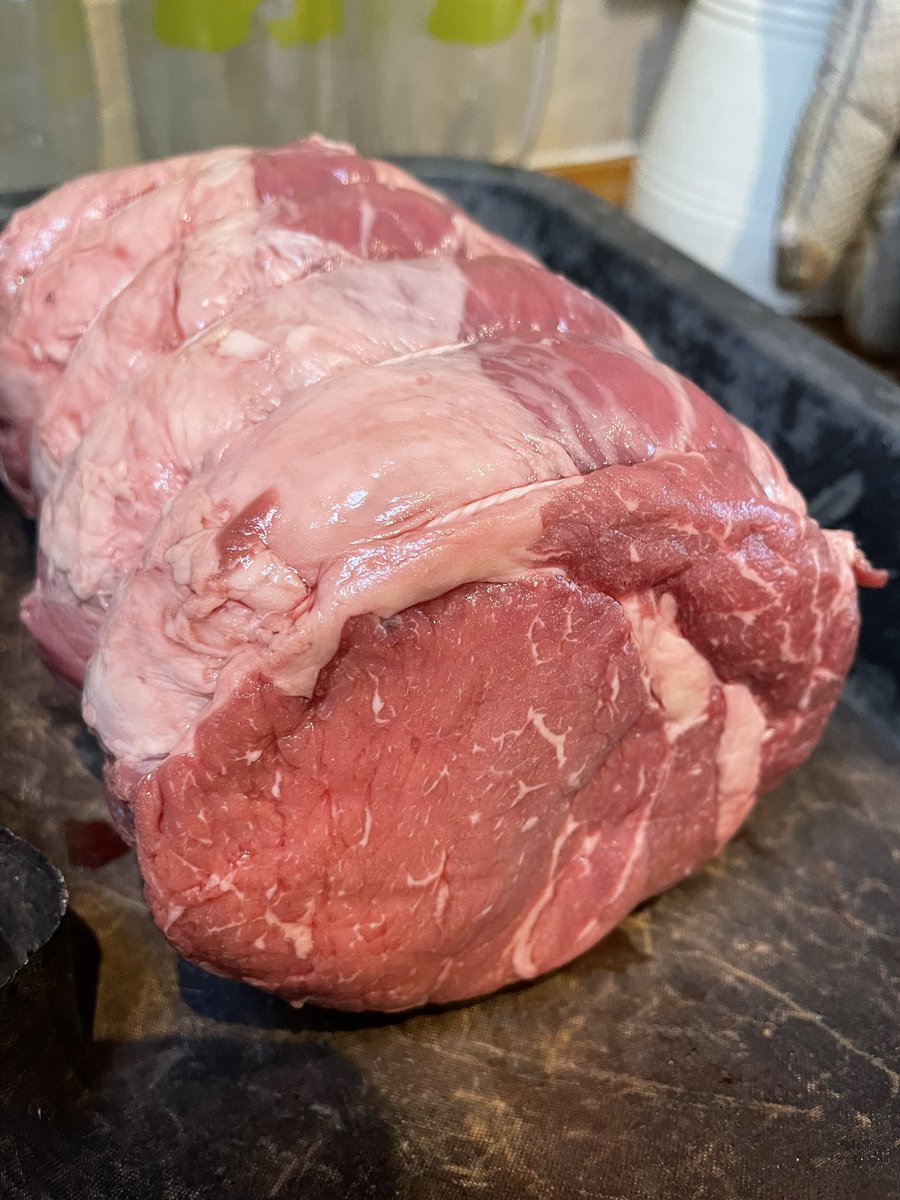 Special visitors coming today so time for one of my favourite Christmas presents from the freezer, #Scotchbeef Rib Eye  Roast from @EdinvaleFarm. Thanks @argatyredkites. @MakeitScotch Looks amazing 🤩