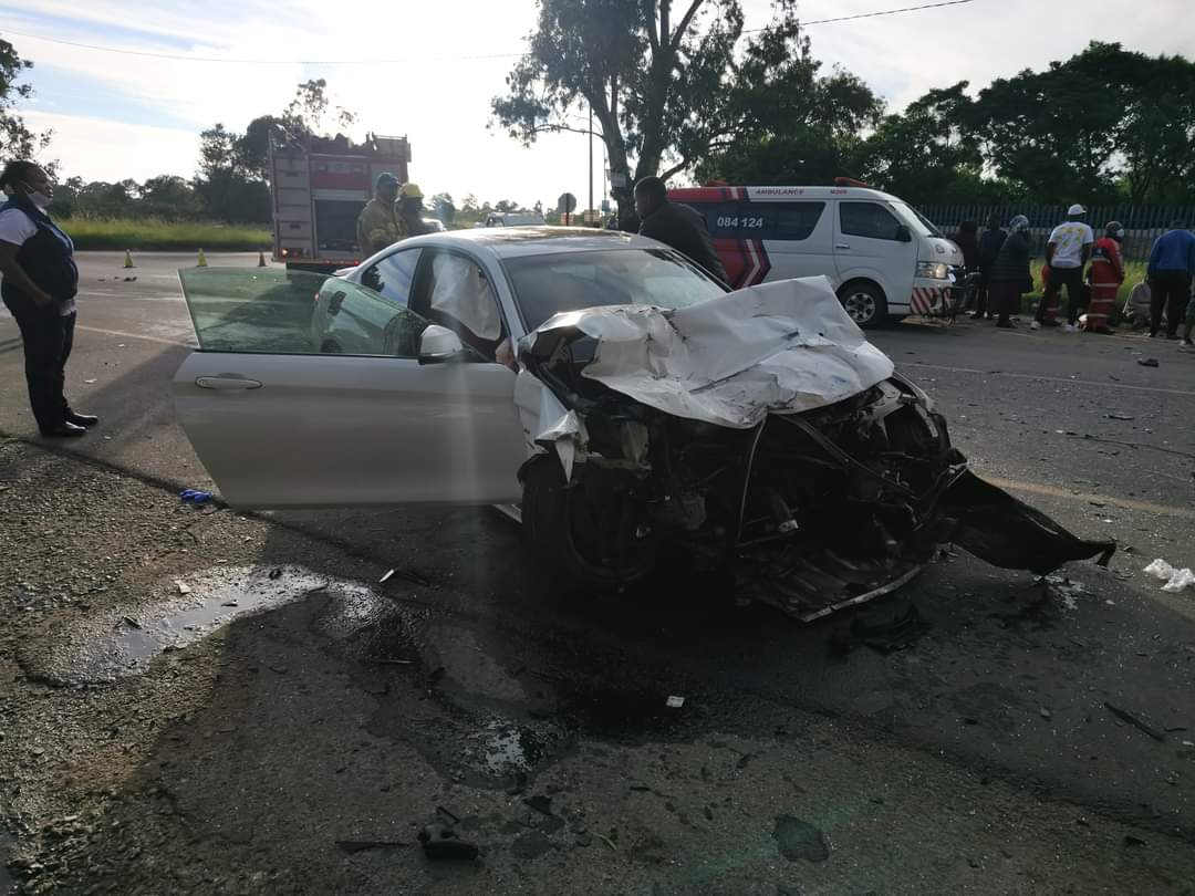 sa_crime's tweet photo. Former Kaizer Chiefs star and Super Sport soccer analyst Jabu Pule was involved in a car accident in Benoni allegedly drunk. #JabuPule https://t.co/AHK33QkY4u