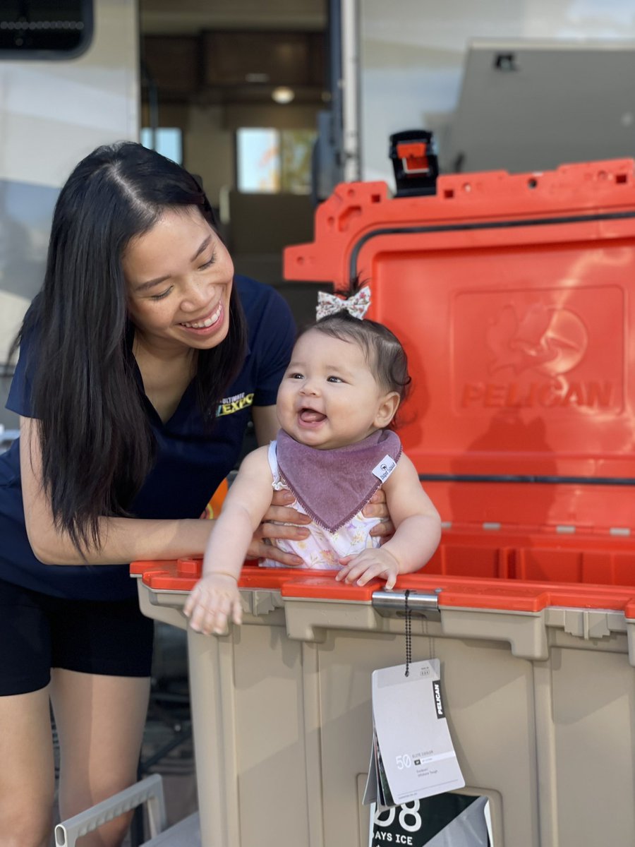 ustheremingtons's tweet image. Product placement:. Am I talking about the baby or @pelicancoolers
