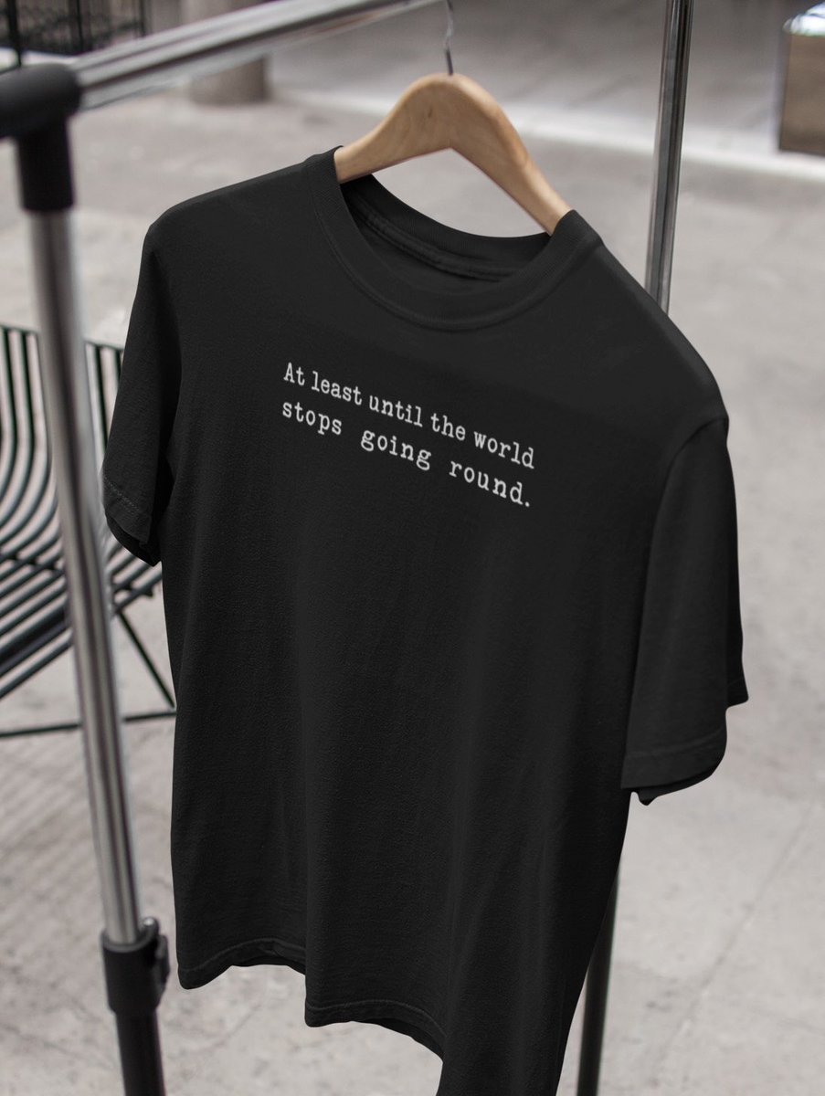 FOREVERLEEDSMOT's tweet photo. Match Day Comp! 📣 

Win a ‘World Stops’ T-shirt available in men &amp; women’s styles 🌏🤩 

- Follow &amp; Retweet 🔁
- Tag a #Leeds fan 🤝

Which colour would you pick? 🤔 https://t.co/IfNOzSlfth

Closes tonight at 9pm ⏰ 

Good luck 🤞 https://t.co/pBJcUKCXbQ