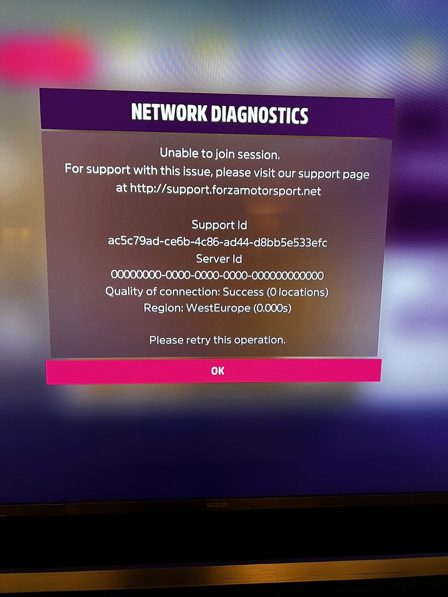Quadrants's tweet photo. @ForzaHorizon I’m on Xbox Forza Horizon 5 and keep getting disconnected from convoy playing with friend who is on PC. This error comes up. Both systems are patched to the latest updates. Please could you help? https://t.co/M8xCqRbWlc