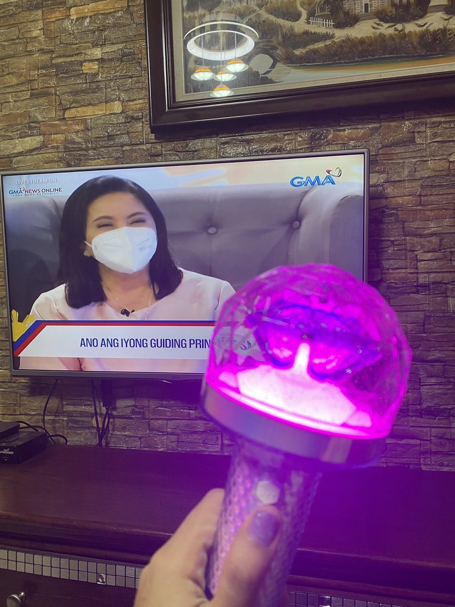 wonseokuniverse's tweet photo. tuning in!!  #JessicaSohoInterviews https://t.co/tsOq0SbNT5