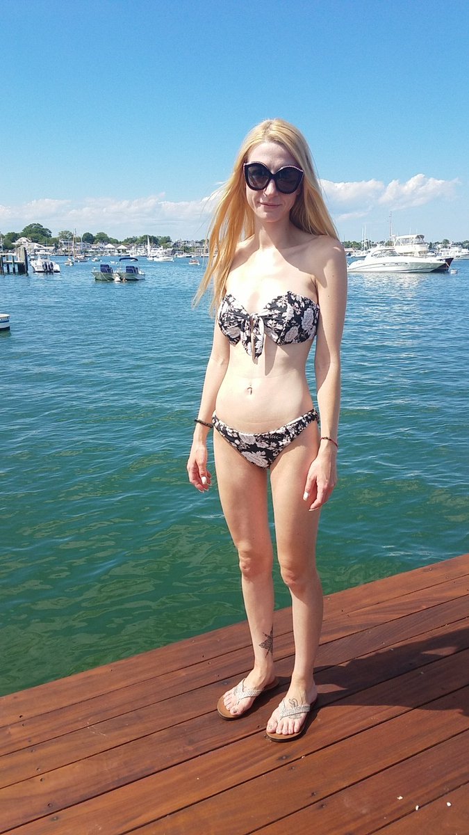 kittyOF8822's tweet photo. If #feet and #footfetısh are you thinking check out the new posts on:https://t.co/hbpxDHMzfa

#ThrowbackThursday to missing this #summer. #onlyfansbooty  #onlyfansfeet https://t.co/nr0JjS8xHc