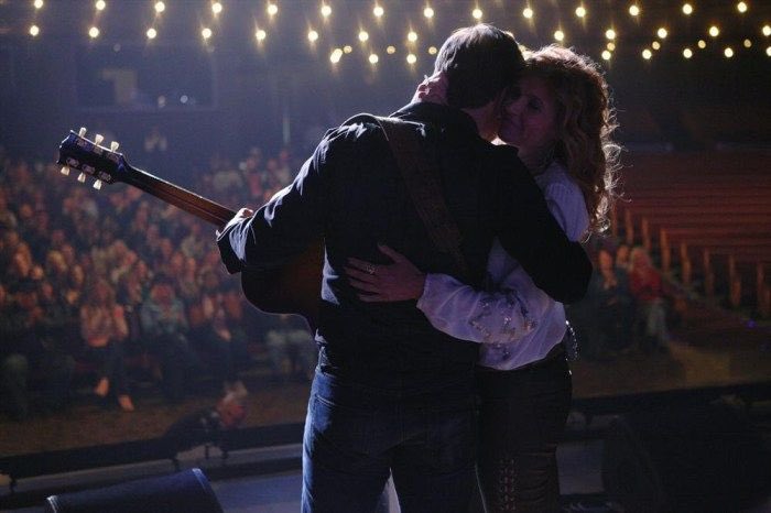 IDC4455's tweet photo. In anniversary of @NashvilleCMT I’ve been listening to a lot of #NashvilleTV music originals and even all these years later, nothing gets better than Deyna reuniting and singing on stage together. We need more! #NashvilleMovie #TheRiversBetweenUs @LionsgateTV https://t.co/GWutycf8Y8