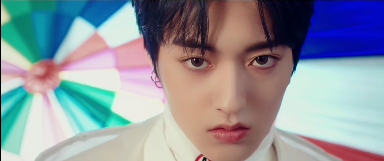 FJt08UnakAMf-hL?format=jpg&name=large