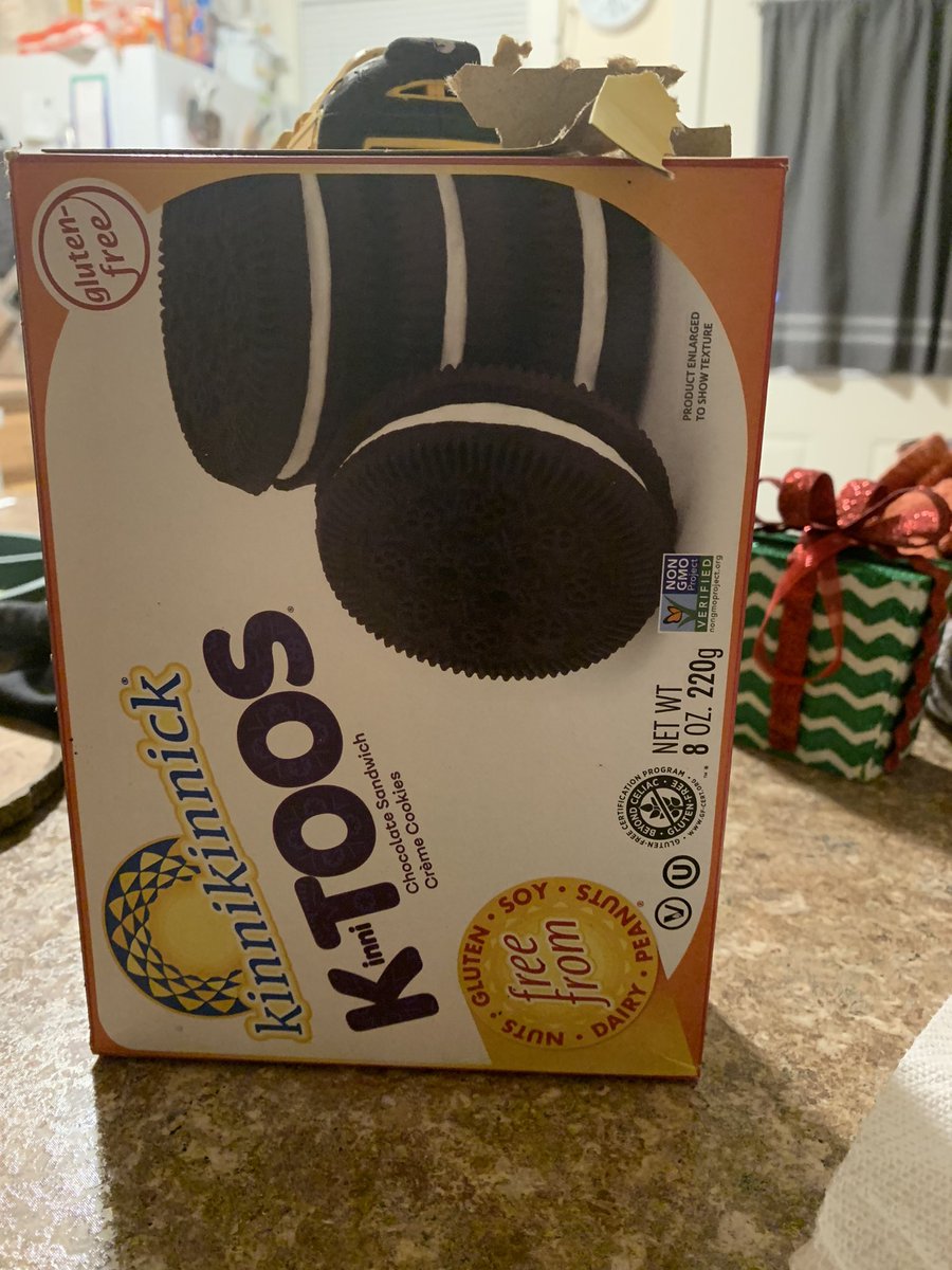 kaylee112018's tweet photo. @Kara00155 Girl i got you and I’ll send you some of the bread i got! As well as snacks lol (best Oreos ever) https://t.co/SpncYbvjz1