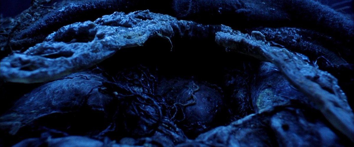 apostIIe's tweet image. freddy vs. jason (2003)