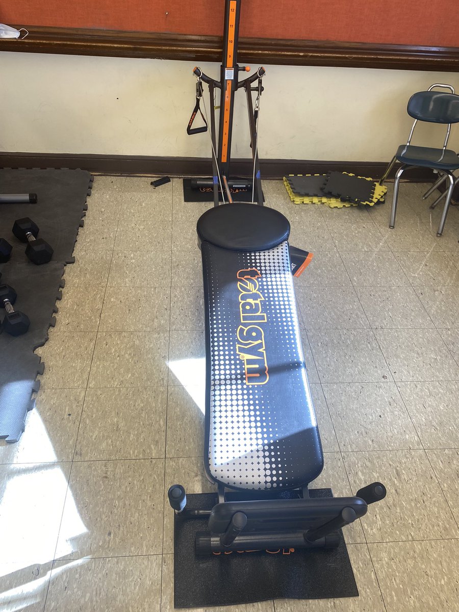 DoolittleEleme1's tweet photo. I can’t wait until our game room and weight room is complete!!! 🎯🎱🎮🧩🕹🎲🃏🏋🏿‍♀️🏋🏾‍♂️￼🖤💛🚀🚀🚀 #JRD #proudprincipal #doolittleelementary #blastoff @TheFundChicago @CrislerJoan @ChiPubSchools https://t.co/DREVlUj6Rv