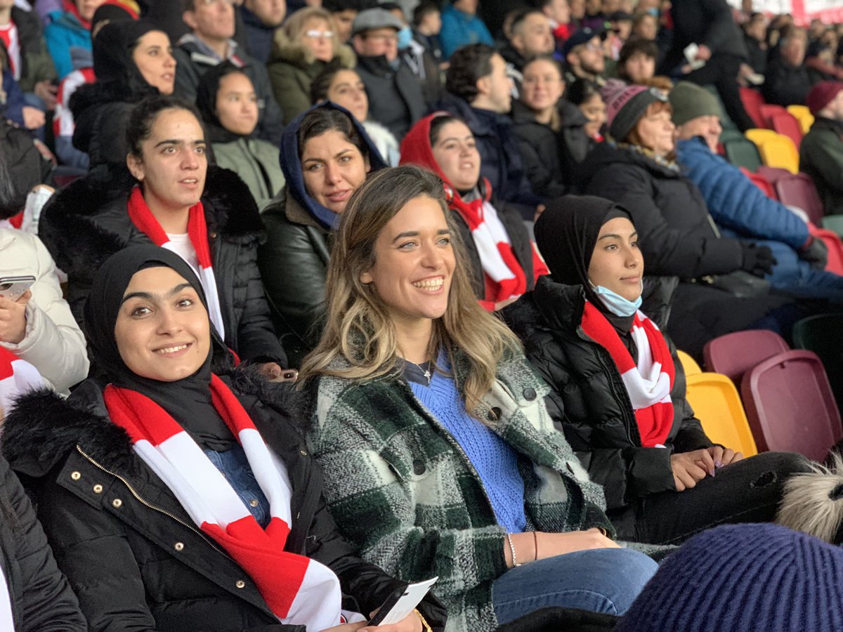 khalida_popal's tweet photo. What a beautiful moment to be able to witness women of Afghanistan enjoying freedom,&amp; their basic human rights. Thanks to @BrentfordFC &amp; @PreetiSporty for organizing training session and football experience. The team is having so much fun 😍🥰 loving the unity of ⚽️ family😍🥰 https://t.co/yHwFf8zfCm