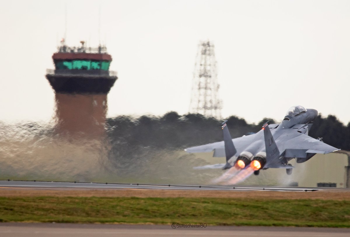 F15E Strike Eagle taking off from RAF Lakenheath 20/01/22 #planespotting #military #USAF