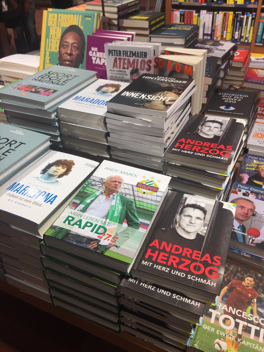 WOW! 🙏🙏🙏 an <a href="/11Freunde/">11Freunde_int</a> für DIESEN Ritterschlag/die Rezension von Andi Herzogs Biographie „Mit Herz und Schmäh". Das freut @Herzerl10 &amp; Fans von <a href="/werderbremen/">SV Werder Bremen</a> <a href="/skrapid/">SK Rapid</a> <a href="/admirawacker/">stefan</a> und @Austria <a href="/peterlindenlive/">Peter Linden</a> <a href="/oefb/">oefb</a> @oefbl <a href="/egothVerlag/">egoth Verlag</a> #Fußball #Coach <a href="/juetz/">Olli Goetz</a> @ahildebrand70