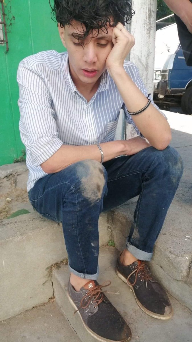 🚨Si alguien conoce al joven anda desorientado, dice que vive en Santa Lucia pero no sabe exactamente  donde es su casa.🚨