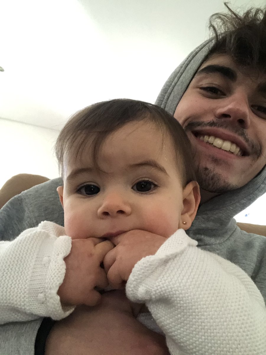 DMGP17's tweet photo. Coração cheio 💜 https://t.co/aVe9HmX6Mj