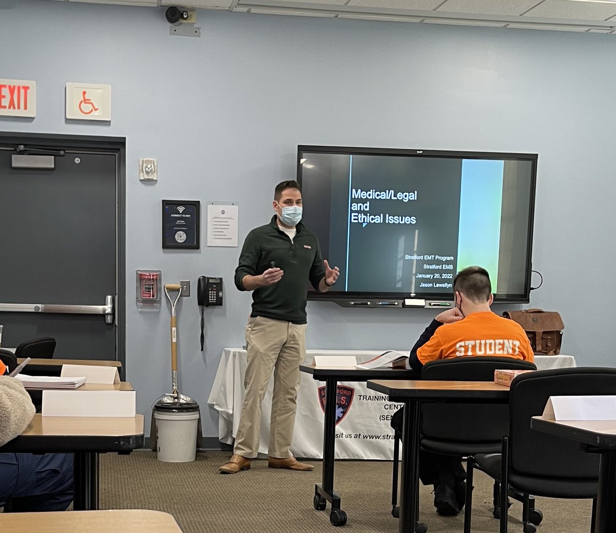 StratfordEMS1's tweet photo. Awesome presentation today from Attorney Lewellyn for the SVEMSA EMT Course 2022-01. Covering Legal, Communications and Documentation today. He made it relevant, easy to understand and fun! Great class today!
#svemsa #semstec #stratfordems #sems #emtstudent https://t.co/rwSnluNgRg