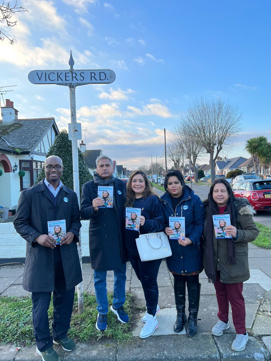 Conservative Friends of NHS (@cfo_nhs) on Twitter photo #TeamCFONHS spent their day campaigning for <a href="/Anna_Firth/">Anna Firth</a> at Leigh - on- Sea Good luck Anna!!!! <a href="/DrAshrafChohan/">Dr Ashraf Chohan (DAC)</a> <a href="/keyaprasaduk/">Keyah Prasad</a> <a href="/SaimaNiaz8/">Dr Saima Niaz</a> <a href="/SavvyPrakash/">Savitha Prakash</a> @Malasingh14 <a href="/Preeti_Rana/">Preeti Rana</a> <a href="/dransarhayat/">Dr Ansar Hayat MRCGP</a> <a href="/DonaldEkekhomen/">Donald Ekekhomen</a> #TeamCFONHS spent their day campaigning for <a href="/Anna_Firth/">Anna Firth</a> at Leigh - on- Sea Good luck Anna!!!! <a href="/DrAshrafChohan/">Dr Ashraf Chohan (DAC)</a> <a href="/keyaprasaduk/">Keyah Prasad</a> <a href="/SaimaNiaz8/">Dr Saima Niaz</a> <a href="/SavvyPrakash/">Savitha Prakash</a> @Malasingh14 <a href="/Preeti_Rana/">Preeti Rana</a> <a href="/dransarhayat/">Dr Ansar Hayat MRCGP</a> <a href="/DonaldEkekhomen/">Donald Ekekhomen</a>