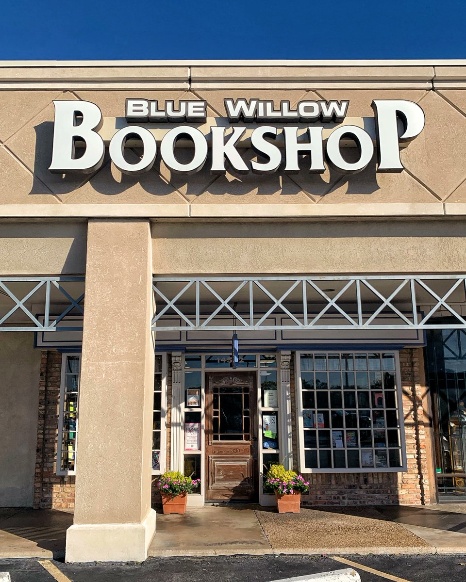 Blue Willow Bookshop tweet media