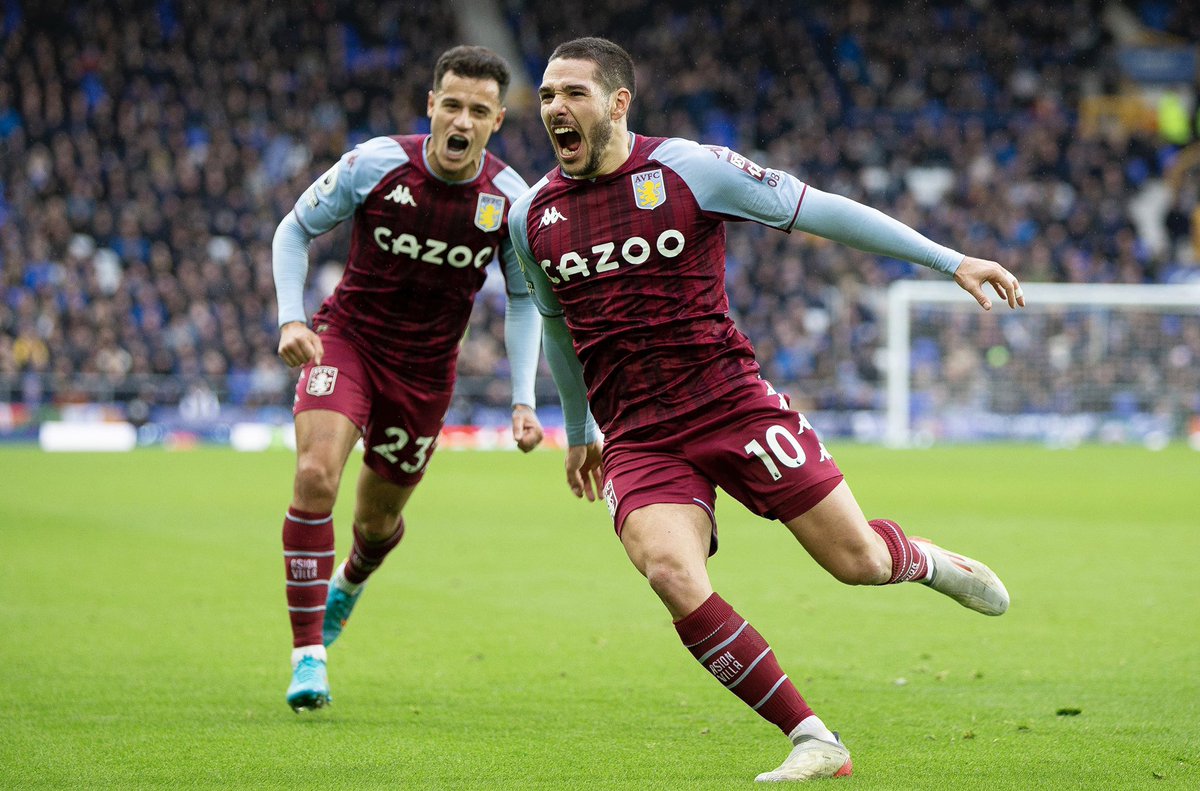 EM10Buendia's tweet photo. Best feeling 🤩⚽️
Massive away win, unbelievable effort from everyone 🦁 UTV 💜 https://t.co/wMQMMj1Y4B