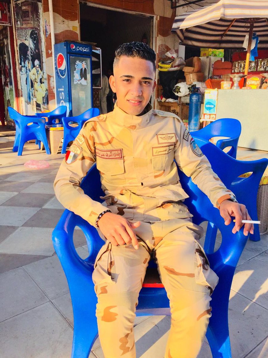 AshrfOof's tweet photo. رديف علي الله حكايتو https://t.co/xOWg3C08sK