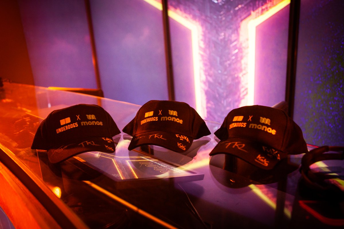 OgamingSC2's tweet image. OYEZ OYEZ CONCOURS #UNDERDOGS OFFLINE 🔥
Avec notre sponsor Manae manae.io on vous fait gagner à l'occasion des Finales 3 casquettes dédicacées par tous les casters !

Pour participer :
🔷 RT ce tweet
🔷 Follow @OGamingSC2

TAS le 29.01 🍀#ad