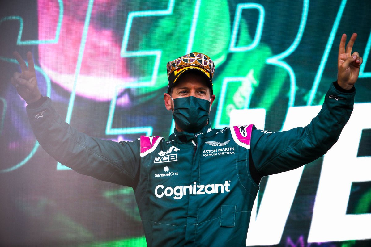 Formula 1’in yayınladığı, “2014-2021 Bir Dönemin Sonu.” videosunda; 

Turbo-Hibrit çağın en çok galibiyet alan pilotlarından biri olan Sebastian Vettel’e yer verilmedi.
