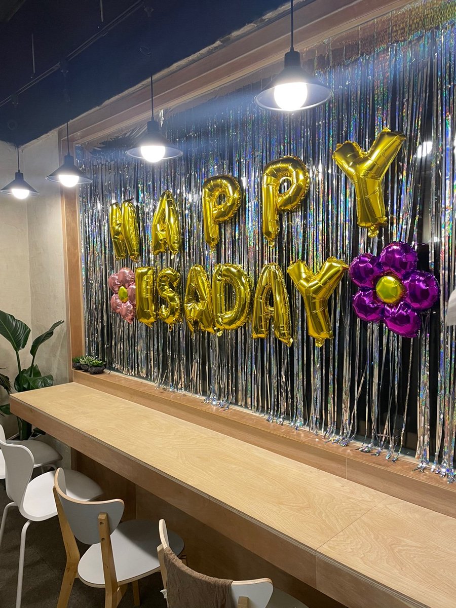 STAYC__SUPPORT's tweet photo. ☃️HAPPY ISA DAY ☃️

ᴅᴀᴛᴇ  01.23 - 01.24
ᴘʟᴀᴄᴇ 부산 타임슬래시

부산카페 디피완료💓
내일 부산에서 뵐게요!

❄오리지널티켓 현장판매도 진행합니다❄

#해피아이사데이 #우리가_사랑한_겨울날의_이채영 https://t.co/esDA9szKQg
