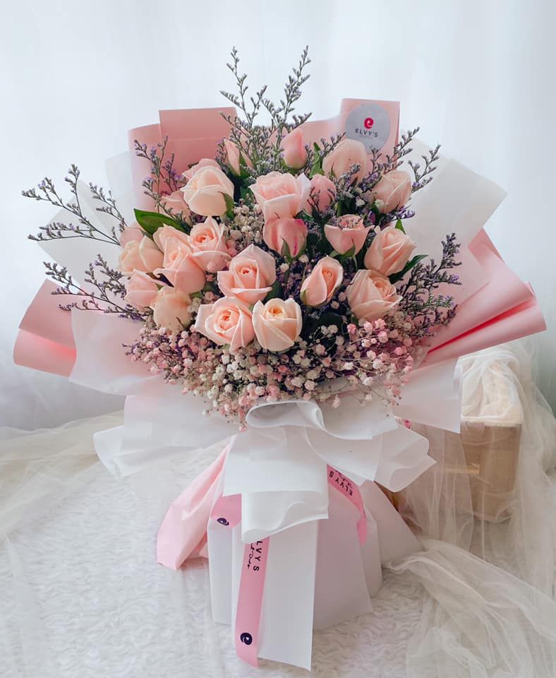 _Lilykoo_'s tweet photo. @MatahariHarapan Happy wedding buat kina dan aidan,  bahagia terus sampe tua. 

W/ @ourstocm https://t.co/F9KhniVS0G
