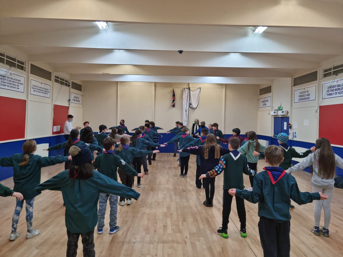 75thBraidScouts's tweet photo. We welcomed so many new Scouts last night!!

We have been doing an international theme which finishes next week, lots of fun with cooking, learning about different countries and different scout associations.

#WeR75th #Scouting #100YearsOfThe75th #centenary ⚜️ https://t.co/XH9JTcmWNF