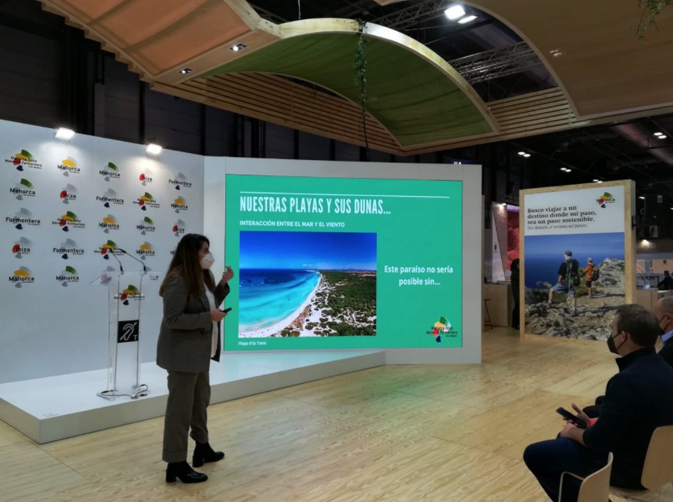 TurismeBalears's tweet photo. 🤗Ven al stand de las #IllesBalears en @fitur_madrid y participa en las charlas de educación ambiental de @gram_IB. Tenemos talleres, juegos y 🎁regalos sostenibles para toda la familia.
💙❤️💛💚Conoce nuestras #IslasSostenibles, 📍pabellón 7B08. Os esperamos‼️#ElTurismoDelFuturo https://t.co/OpbgUoF6j5