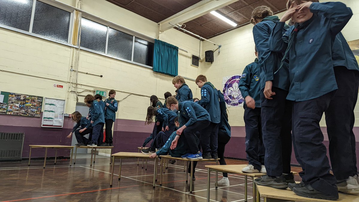 1sthooktroop's tweet photo. Competitive patrol challenges last night! #iscout #skillsforlife https://t.co/mPZV8AHK8Z
