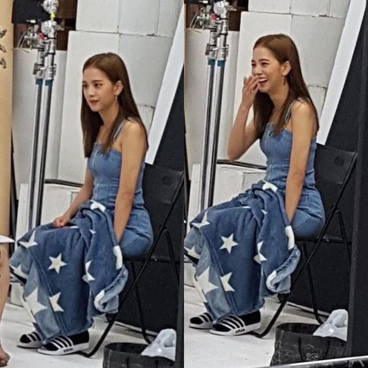 throwbackjisoo's tweet photo. #JISOO #지수 https://t.co/QZ9zda8acQ