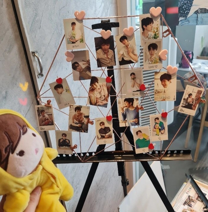 jangwoofwoof's tweet photo. Thank you very much to the organizers of the junbros cupsleeve event today! Was nervous bcs it was my first time attending an event like this but everyone was so nice, and the cafe was so pretty with all the decos & hottests wearing cute pink & yellow outfits βΊ #withJUNBROSagain https://t.co/JXWyfXUSY0