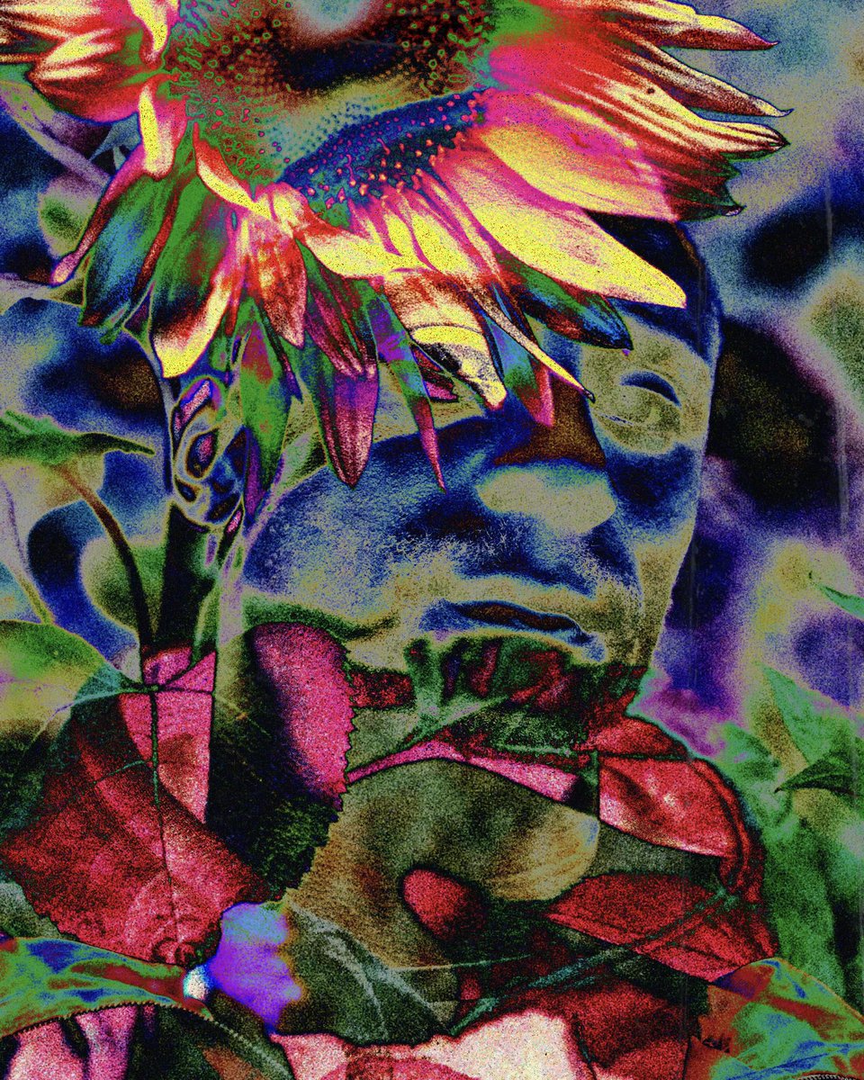 I’ve been making a few layered pieces to manage my anxiety lately. Creating like when I was in school. Nothing that I’d normally share, but a good reminder to just keep making things for fun 💛