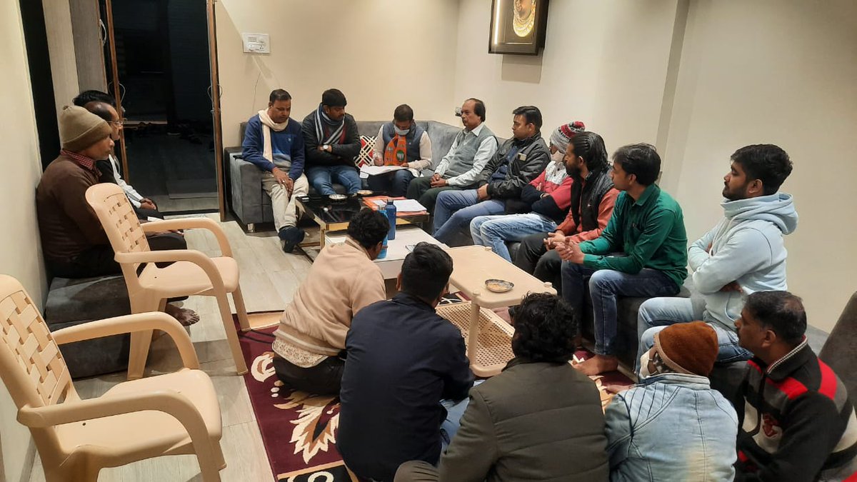 Rajpal4Bharat's tweet photo. बूथ विस्तारक योजना के अंतर्गत हम प्रत्येक मंडल, शक्ति केंद्र व बूथ पर योजना बनाकर जानकारी एकत्र करके अपने बूथ को सक्षम, शक्ति केंद्र को सक्रिय व मंडल को स्वावलंबी बना रहे हैं। 

#डिजिटल_बूथ
#digitalbooth 
#sangathanapp
@vdsharmabjp 
@SuhasBhagatBJP @HitanandSharma https://t.co/FrTcVsZjMo