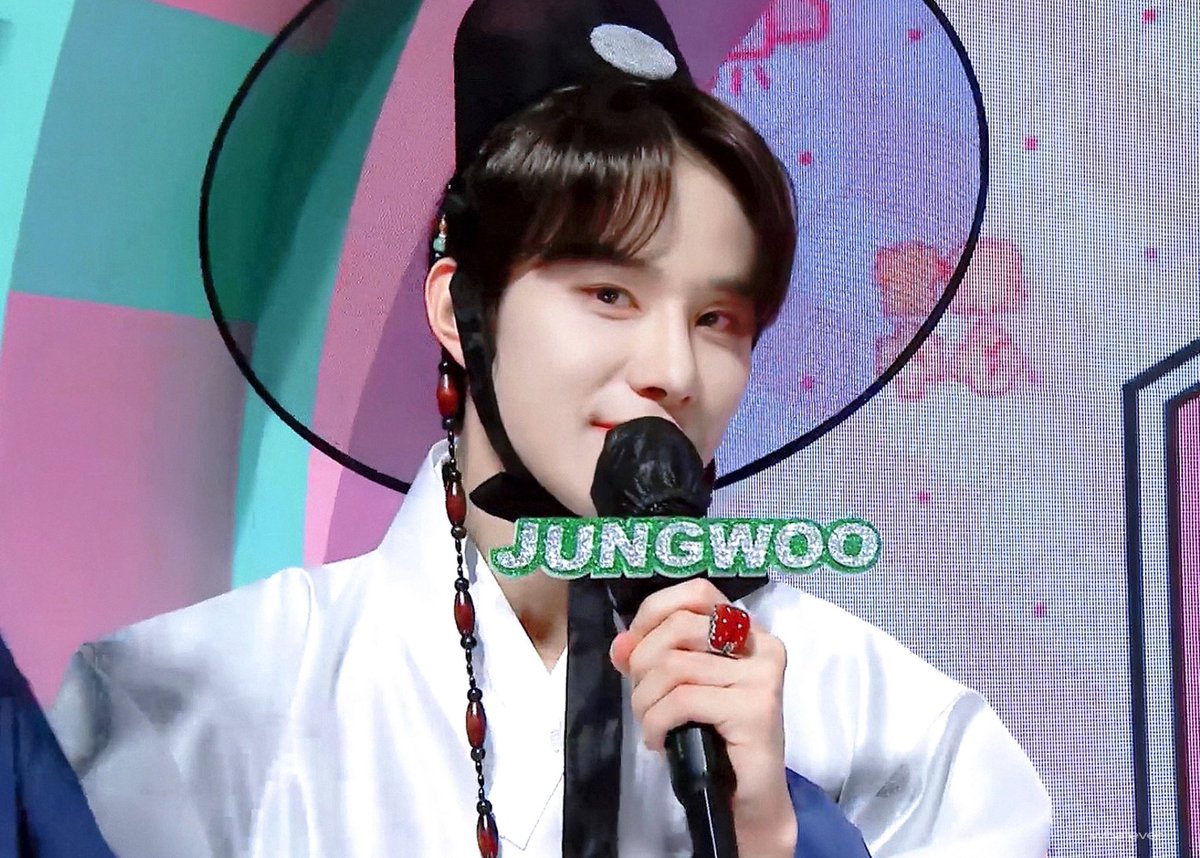 ᴡʜᴀᴛᴇᴠᴇʀ tweet media