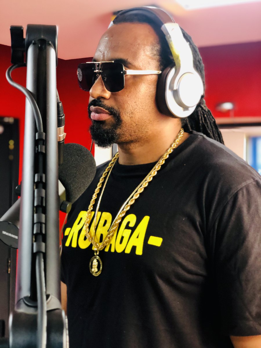 882SanyuFM's tweet photo. Its a one on one #CelebSelect session with @TimothyCODE and the East Lord- @naviomusic
He has also got a Fresh Banger dubbed -Raha.
Share your views about his latest single! https://t.co/1SJ85wKF0E