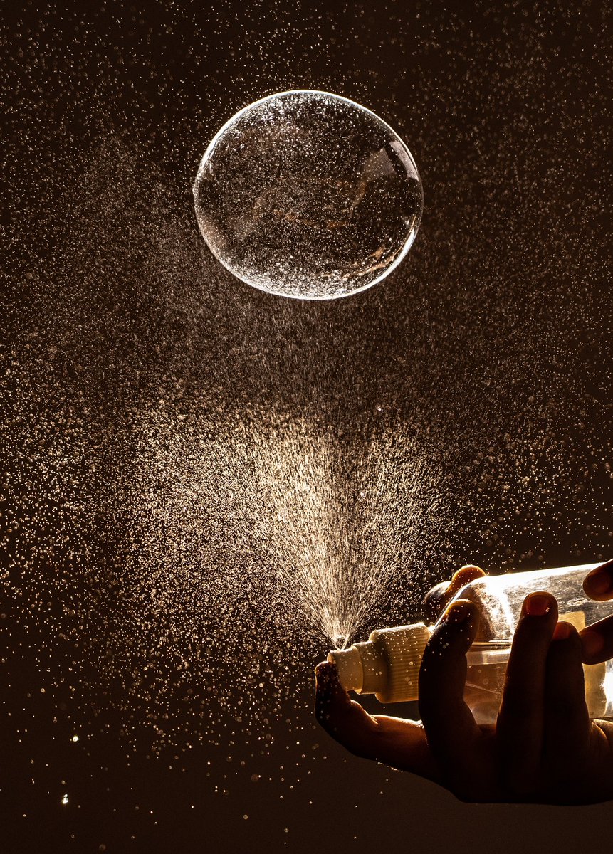 PhotographyDhev's tweet image. #createathome